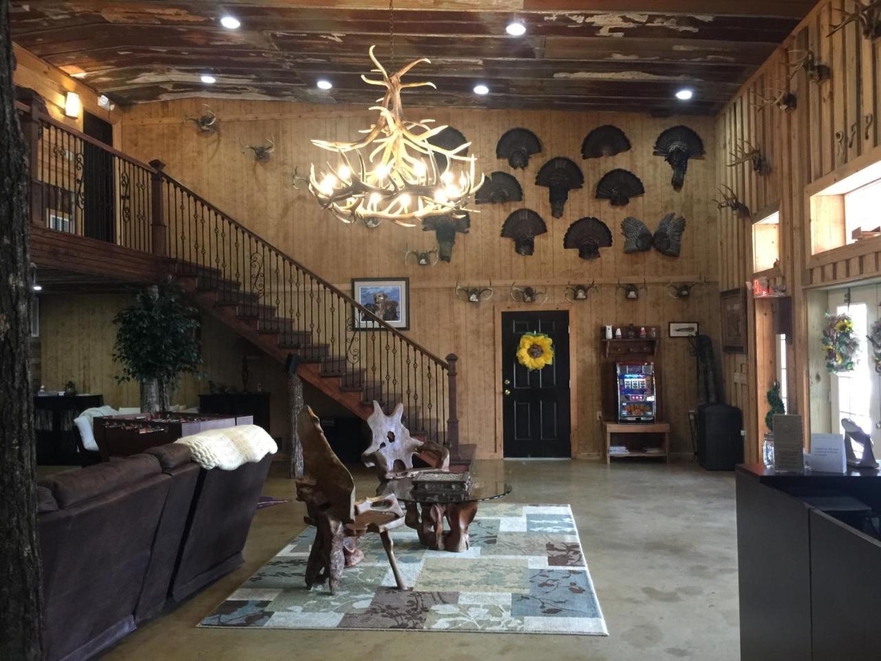 Red Fern Plantation Lodge Стейтсборо Экстерьер фото